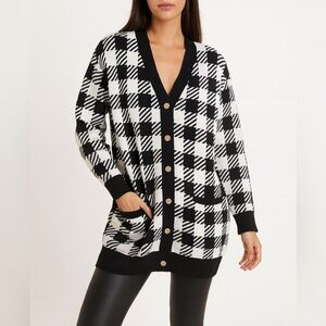 Chic Black and White Plaid Women's Cardigan